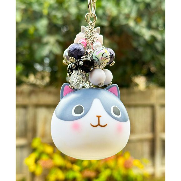 Kawaii Grey Kitty Cat Coin Purse Keychain Bag Charm - Picture 1 of 8